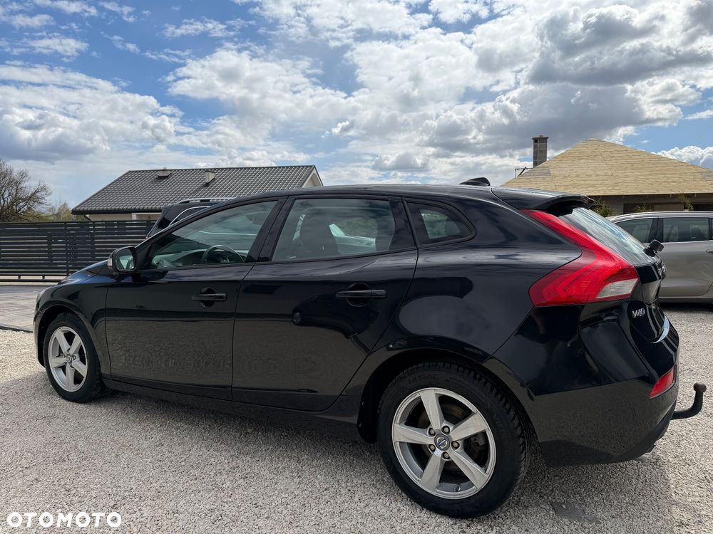 Volvo V40 D4 Kinetic - 8