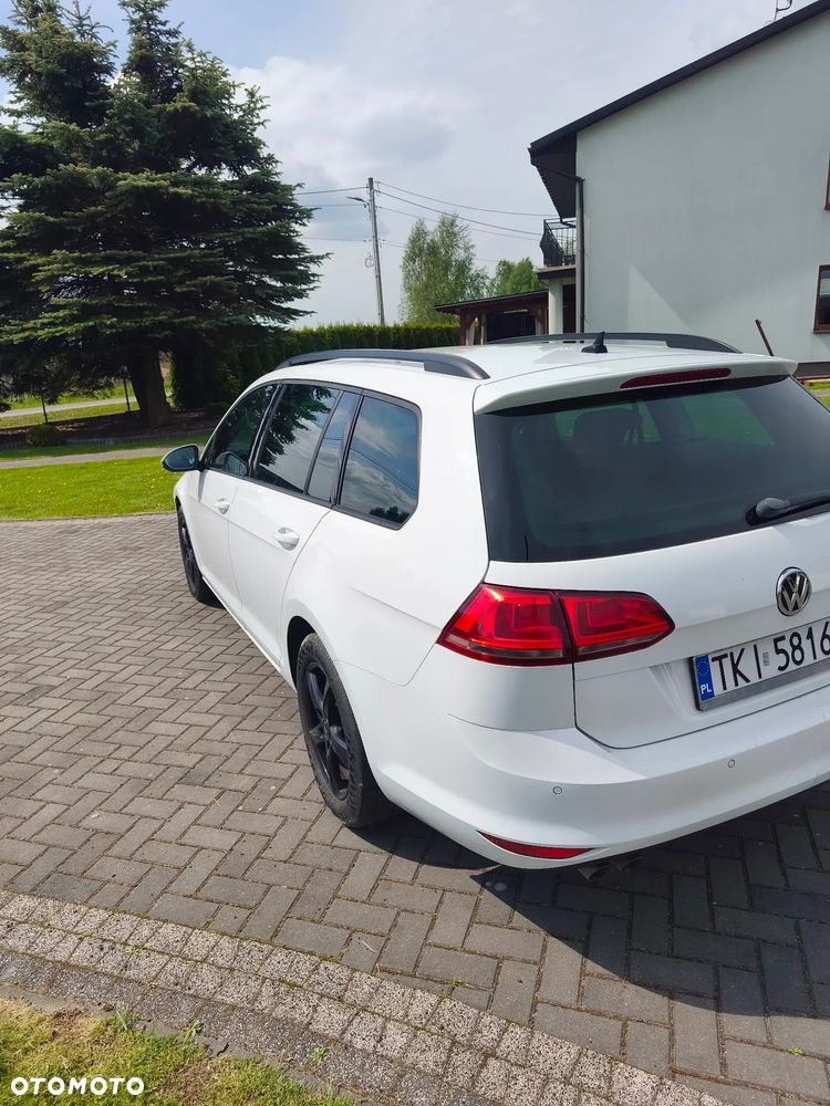 Volkswagen Golf 2.0 TDI (BlueMotion Technology) Comfortline - 4