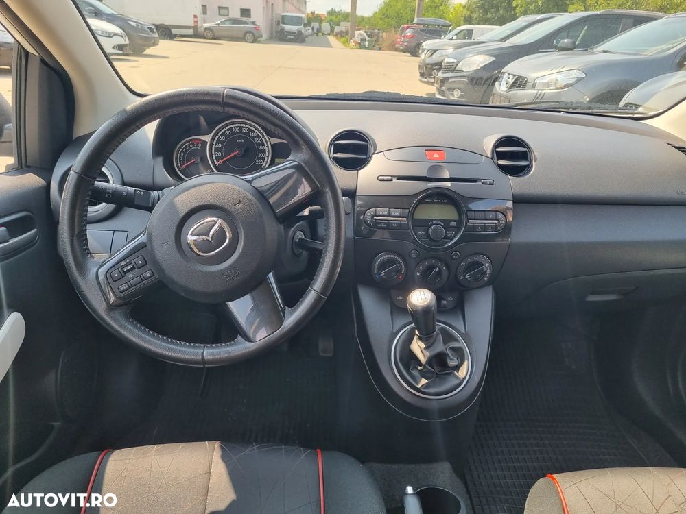 Mazda 2 1.3i Tamura - 17