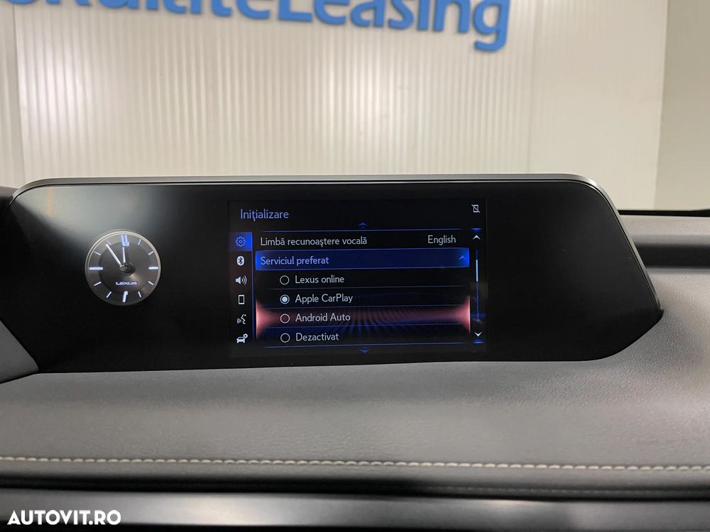 Lexus UX 250h Business Edition - 14