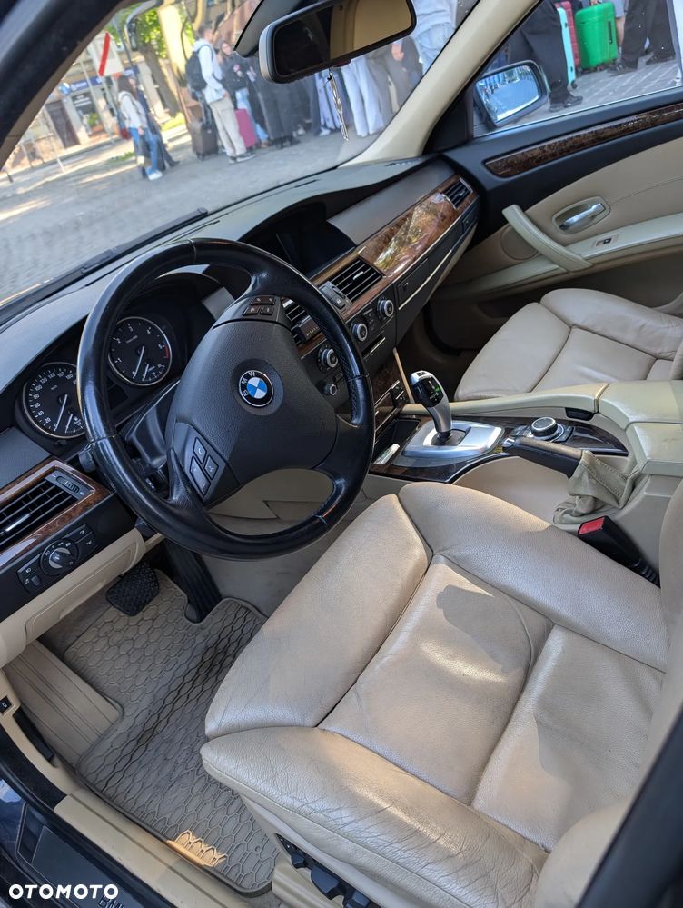 BMW Seria 5 535d Sport-Aut - 7