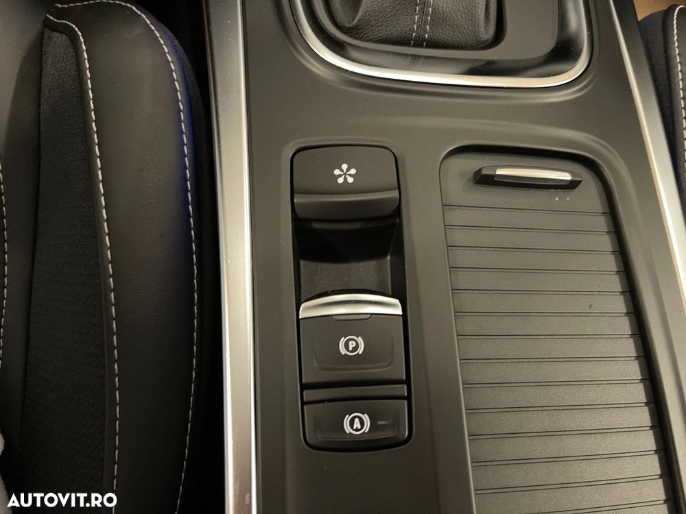 Renault Megane TCe GPF EDC Intens - 25