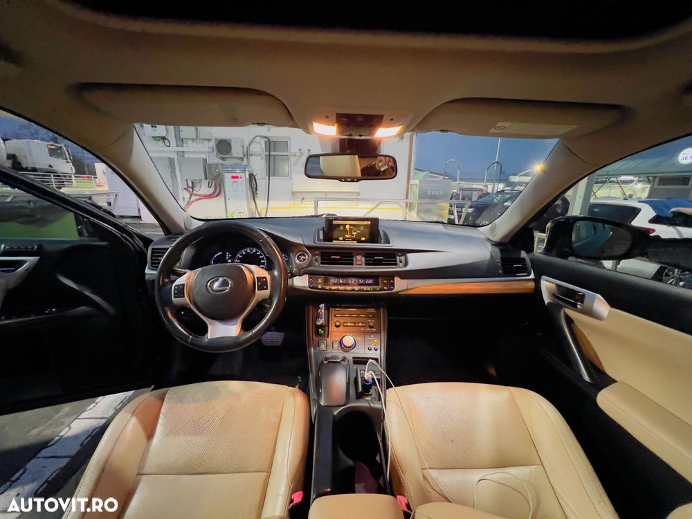 Lexus CT 200h Aut. Luxury - 9