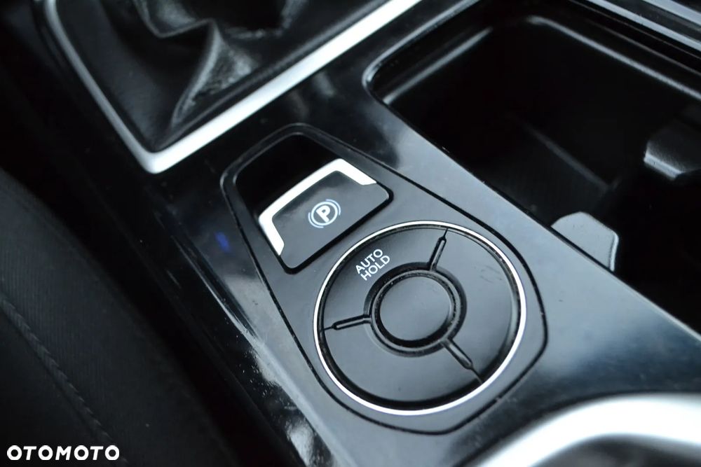 Hyundai i40 1.6 GDI Comfort + - 28