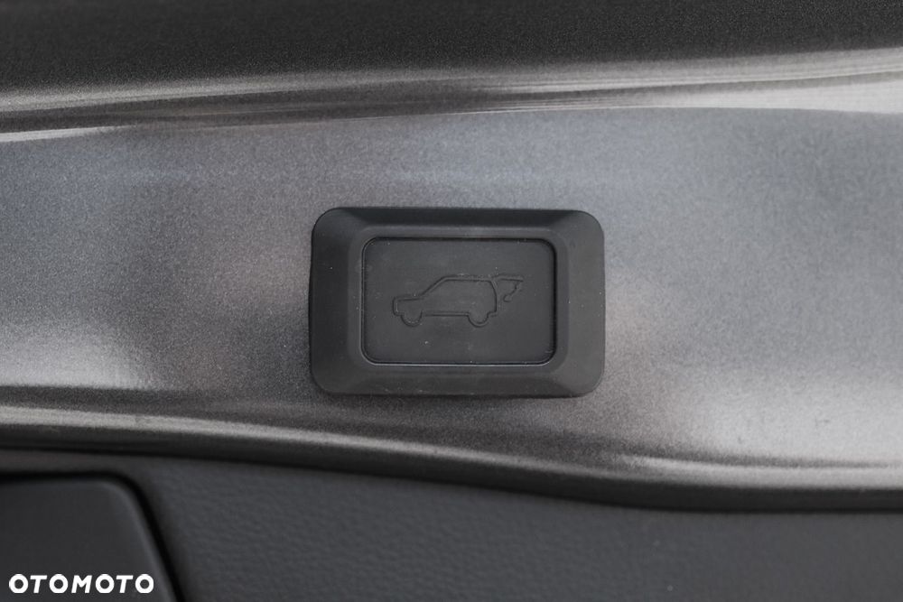 Toyota RAV4 2.5 Hybrid Executive 4x4 - 25