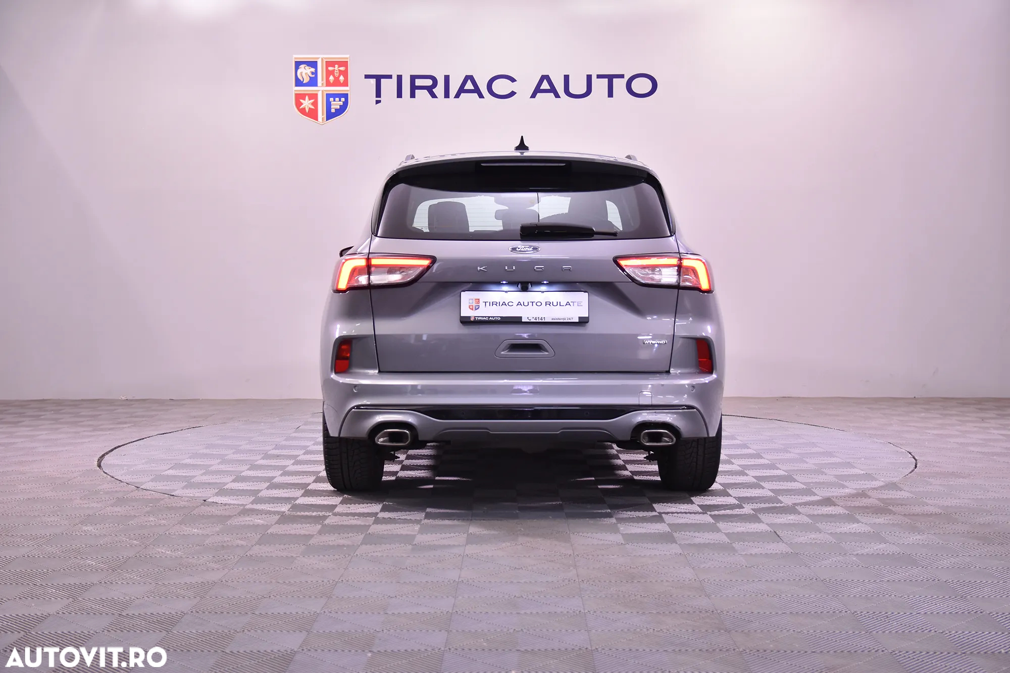 Ford Kuga - 4