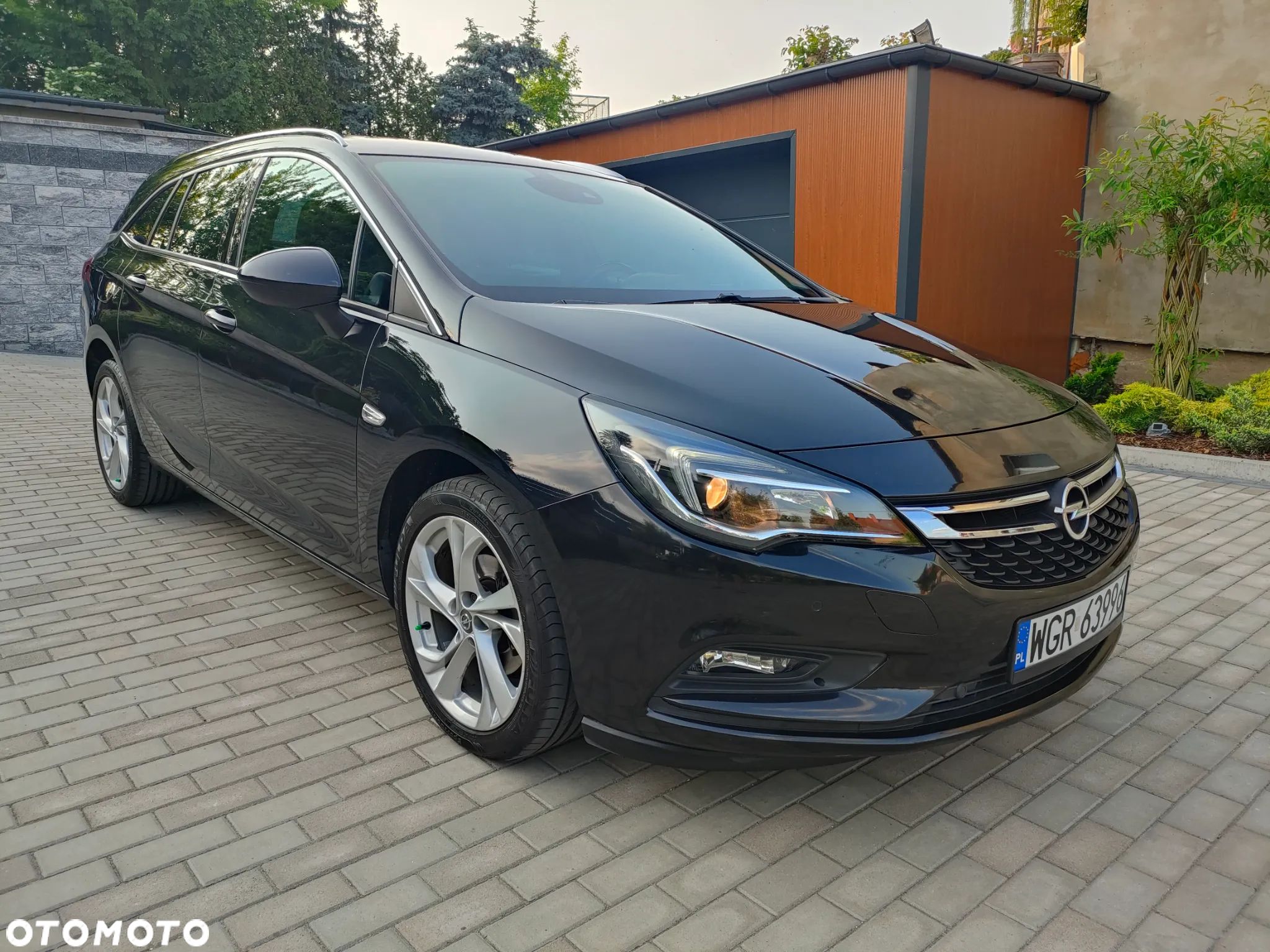 Opel Astra 1.4 Turbo Start/Stop Automatik Business - 1