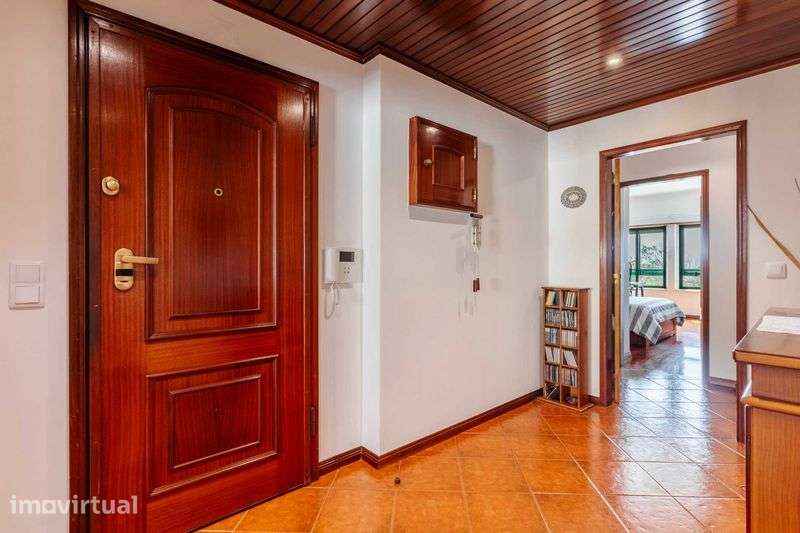 Apartamento T3 Massamá Norte com Garagem Box de 60m2 - Grande imagem: 4/12