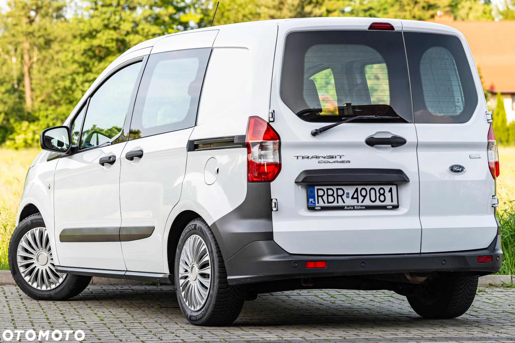 Ford Tourneo Courier 1.0 EcoBoost Trend - 4