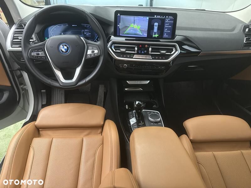BMW X3 xDrive30e - 23