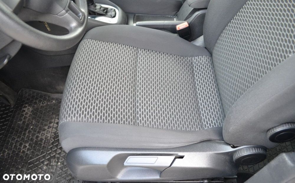 Volkswagen Golf - 20