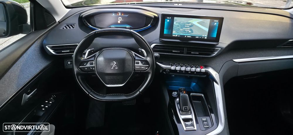 Peugeot 5008 PureTech 130 EAT8 Stop & Start Allure Pack - 10