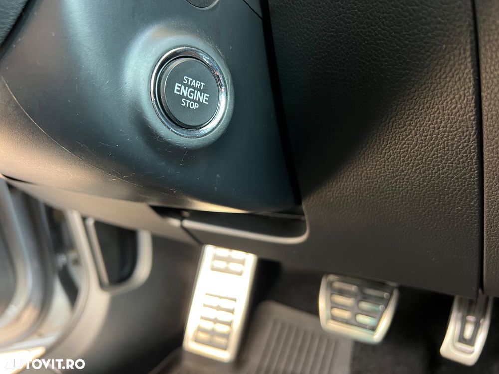 Skoda Superb 2.0 TDI DSG Sportline - 37