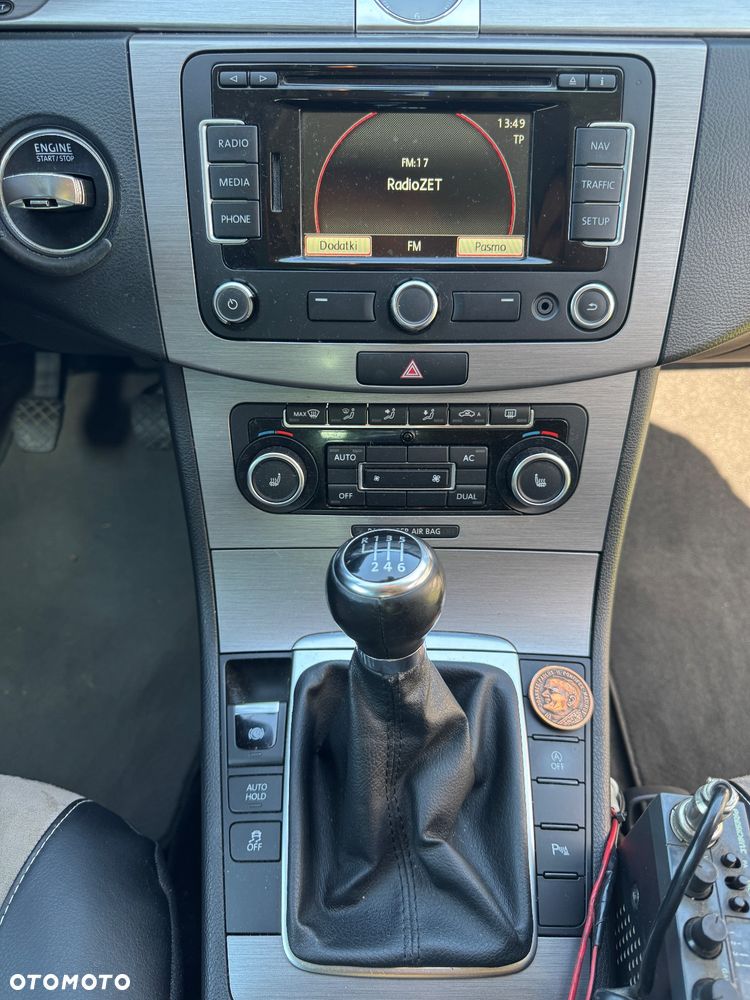Volkswagen Passat 2.0 TDI Comfortline - 7