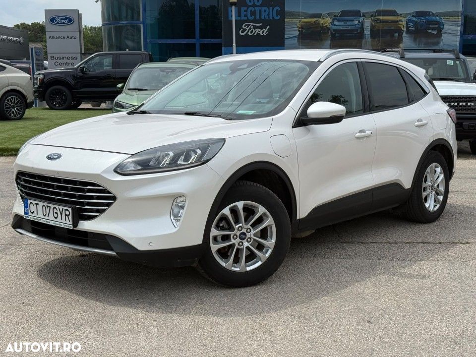 Ford Kuga - 2