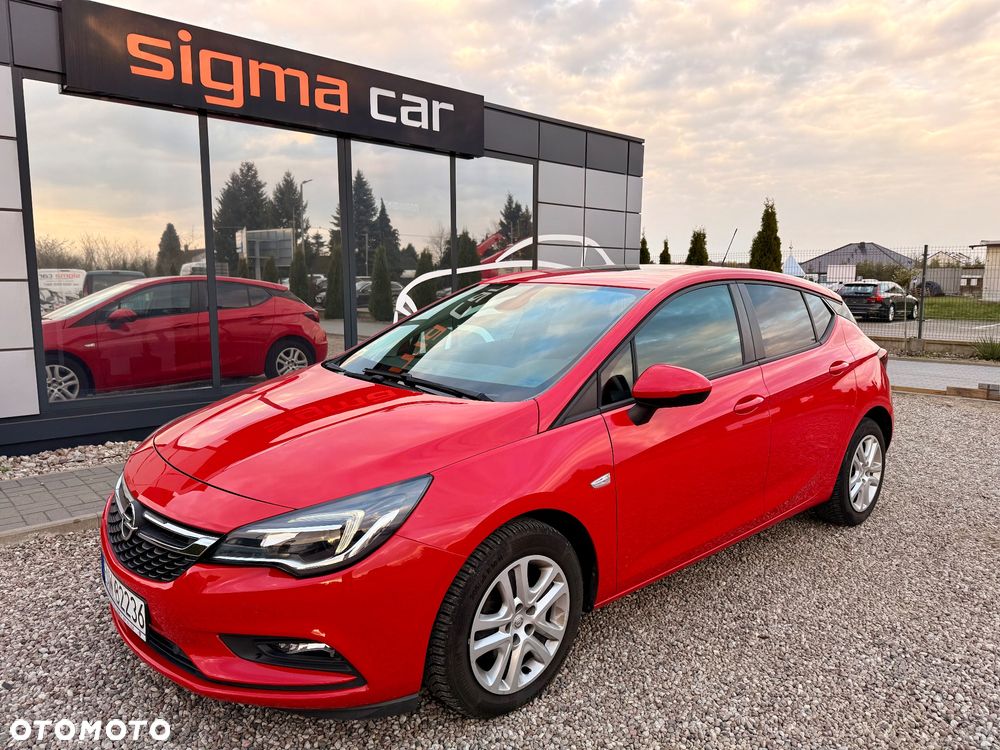 Opel Astra 1.6 CDTI Essentia - 10