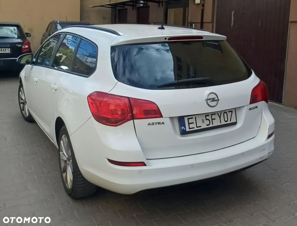 Opel Astra 1.4 Sport - 4