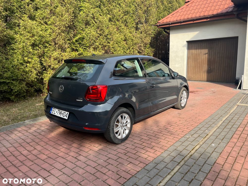 Volkswagen Polo 1.4 TDI (Blue Motion Technology) Comfortline - 4
