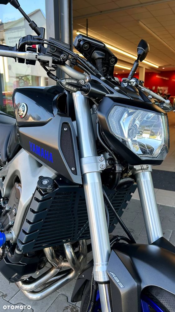 Yamaha MT - 6