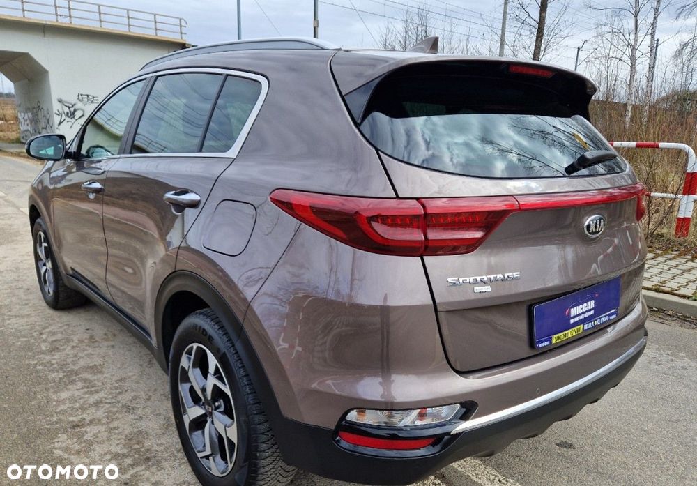 Kia Sportage 1.6 GDI 2WD DREAM-TEAM EDITION - 6