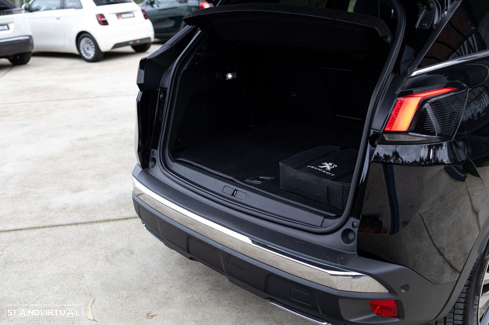 Peugeot 3008 1.6 Hybrid4 GT Pack e-EAT8 - 48