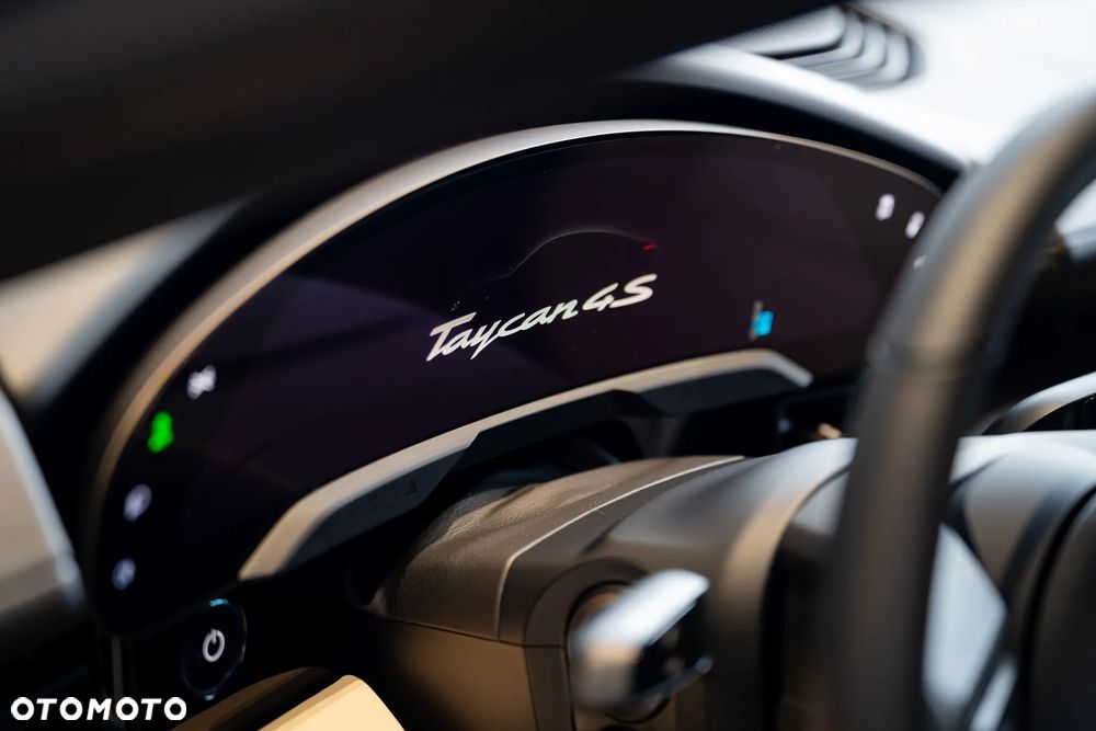 Porsche Taycan 105kWh 4S Black Edition - 15