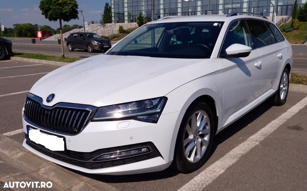 Skoda Superb 2.0 TDI DSG Premium Edition - 1