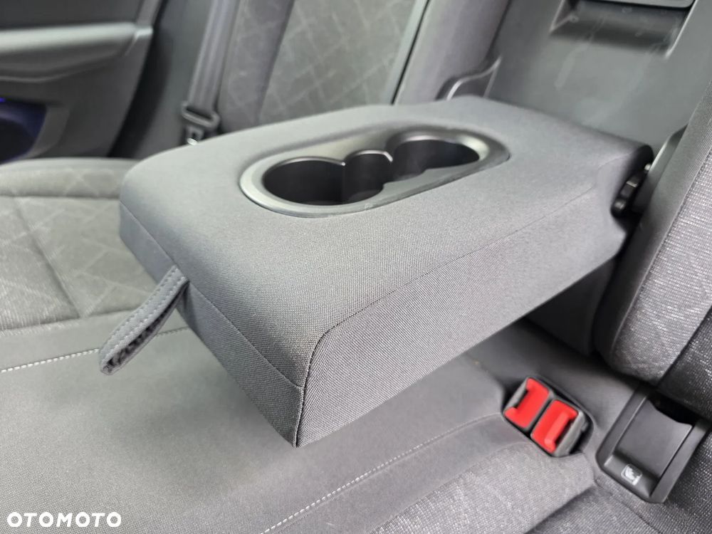 Volkswagen Golf 2.0 TDI Life - 26