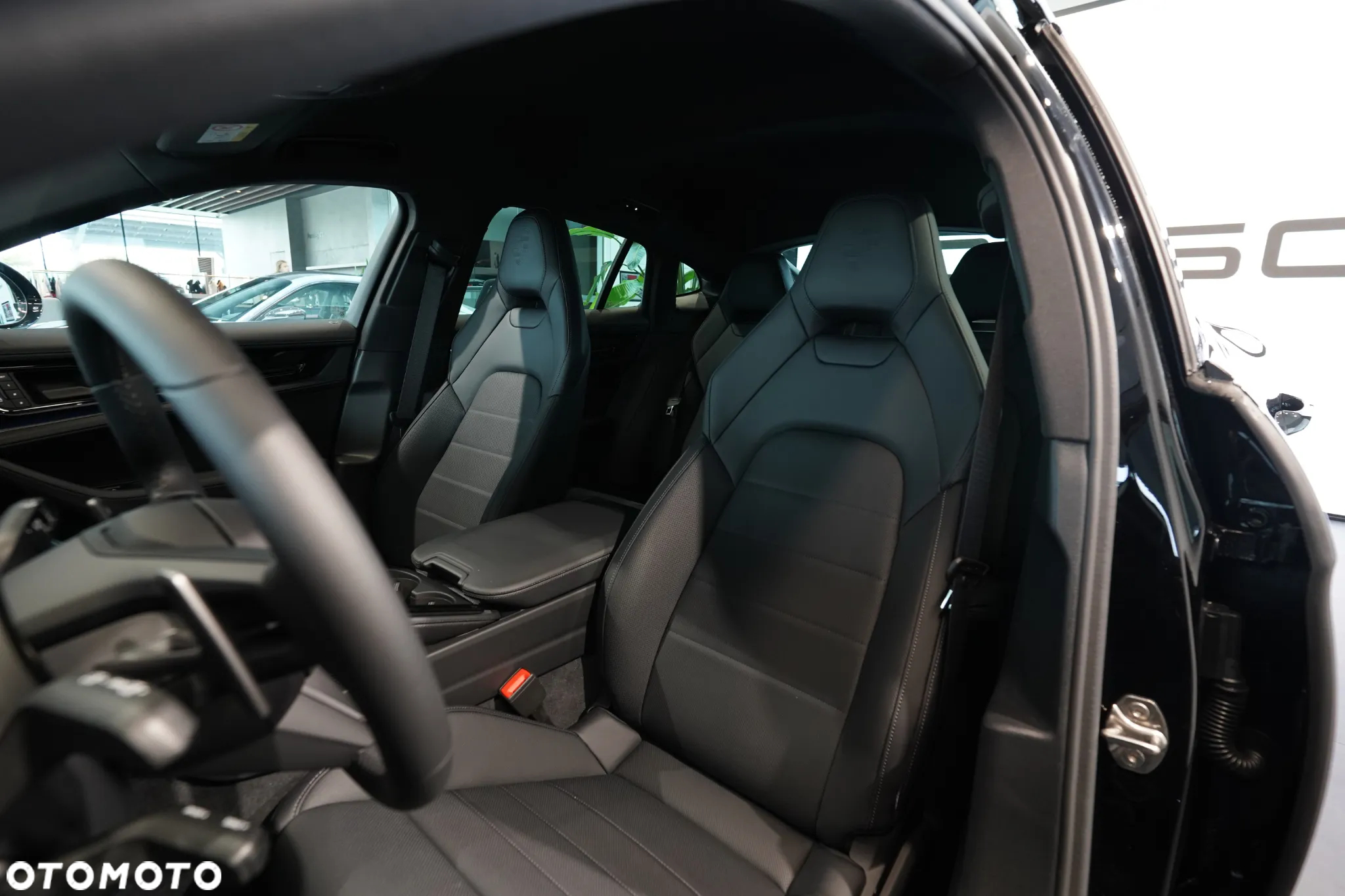 Porsche Panamera 4 - 9