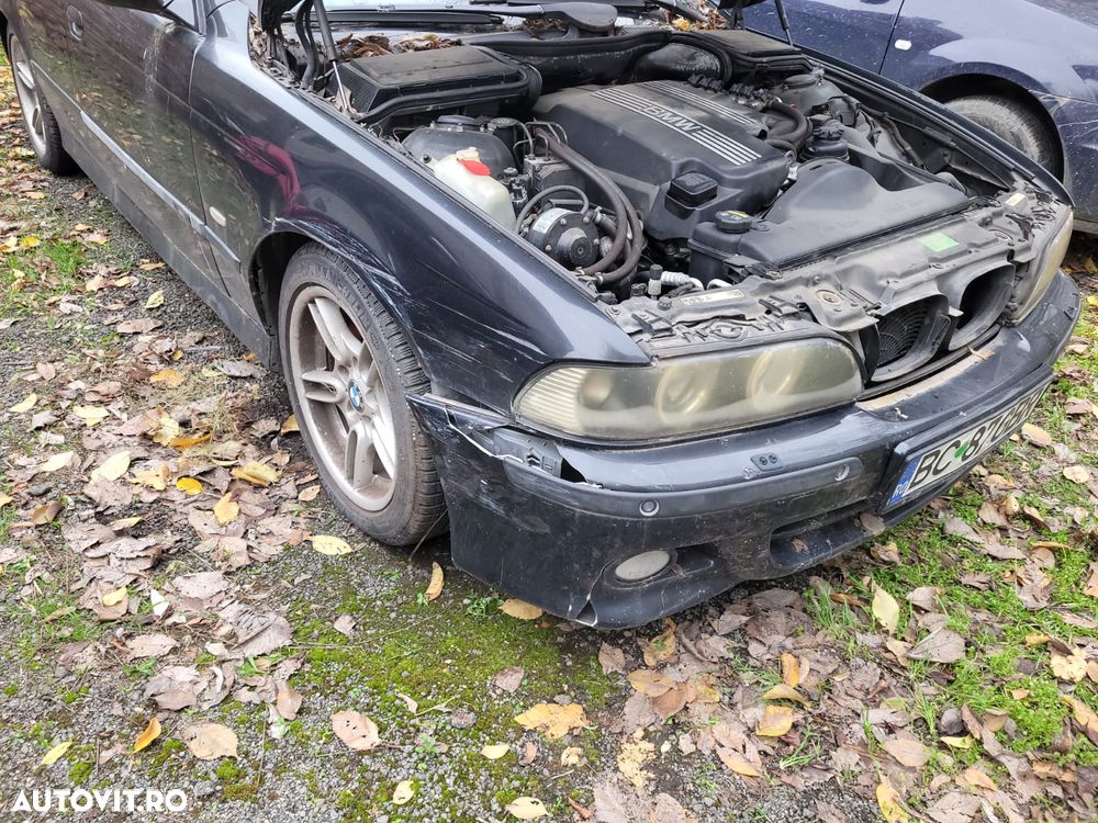 BMW Seria 5 525iA - 13