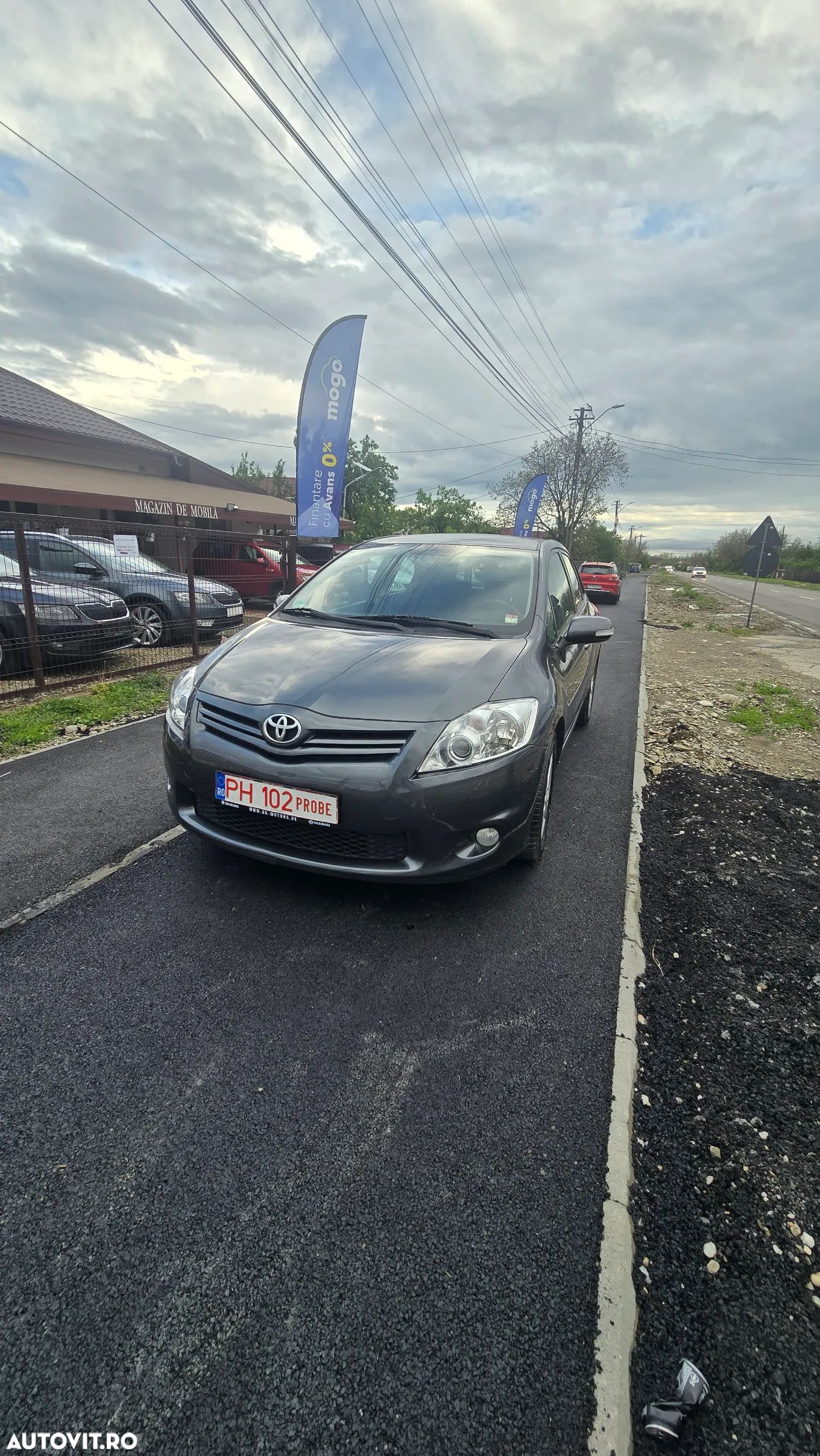 Toyota Auris 1.4 D-4D Comfort - 1