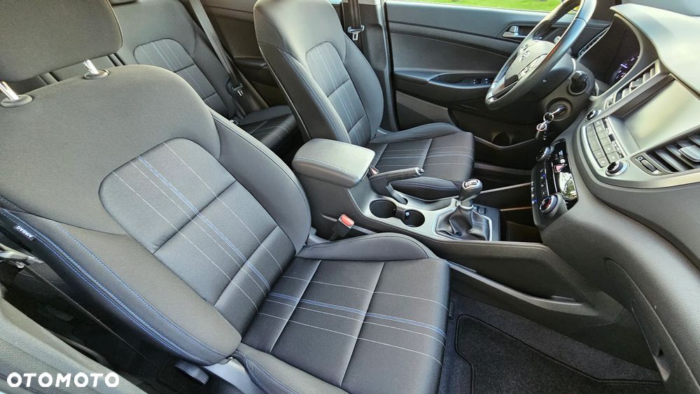 Hyundai Tucson 1.6 Turbo 2WD Navi - 24