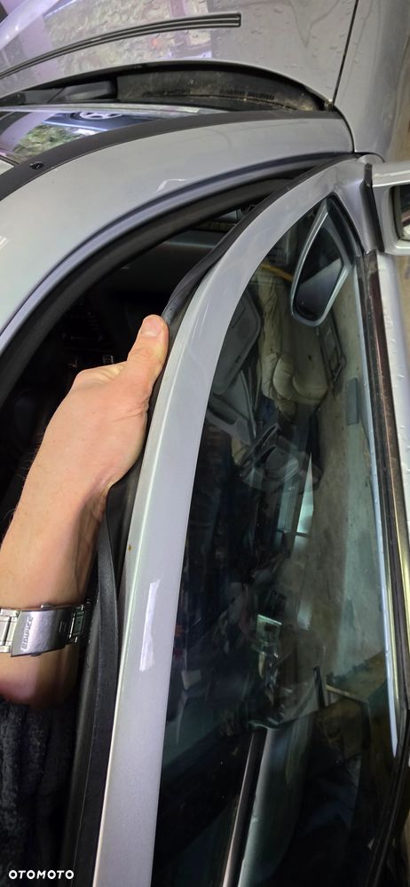 Mercedes-Benz Klasa E - 16