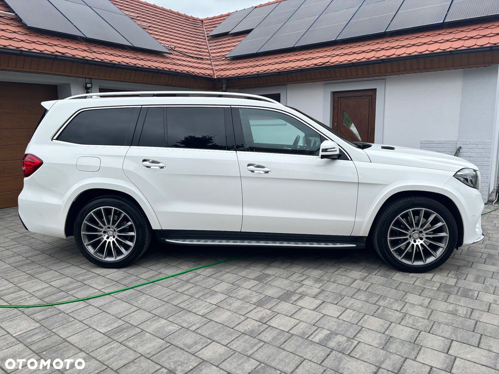 Mercedes-Benz GLS - 8