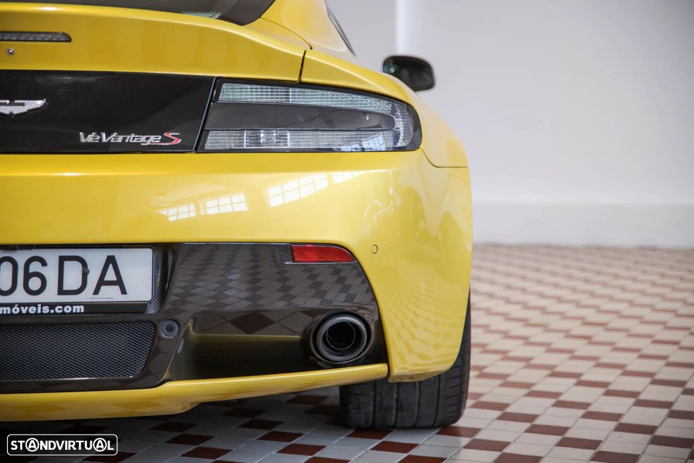 Aston Martin Vantage Coupe V12 S Sportshift 3 - 9