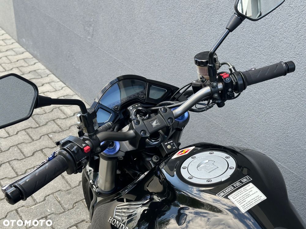Honda CB - 18