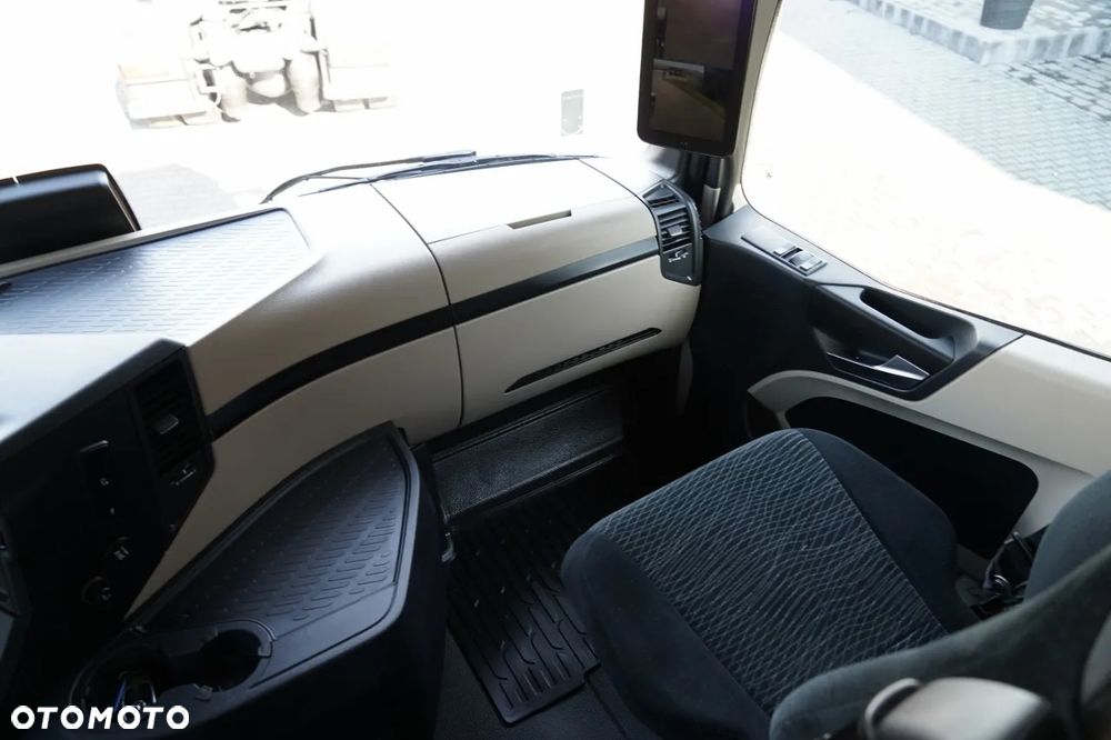 Mercedes-Benz ACTROS 1845 / MP5 / BIG SPACE / - 32