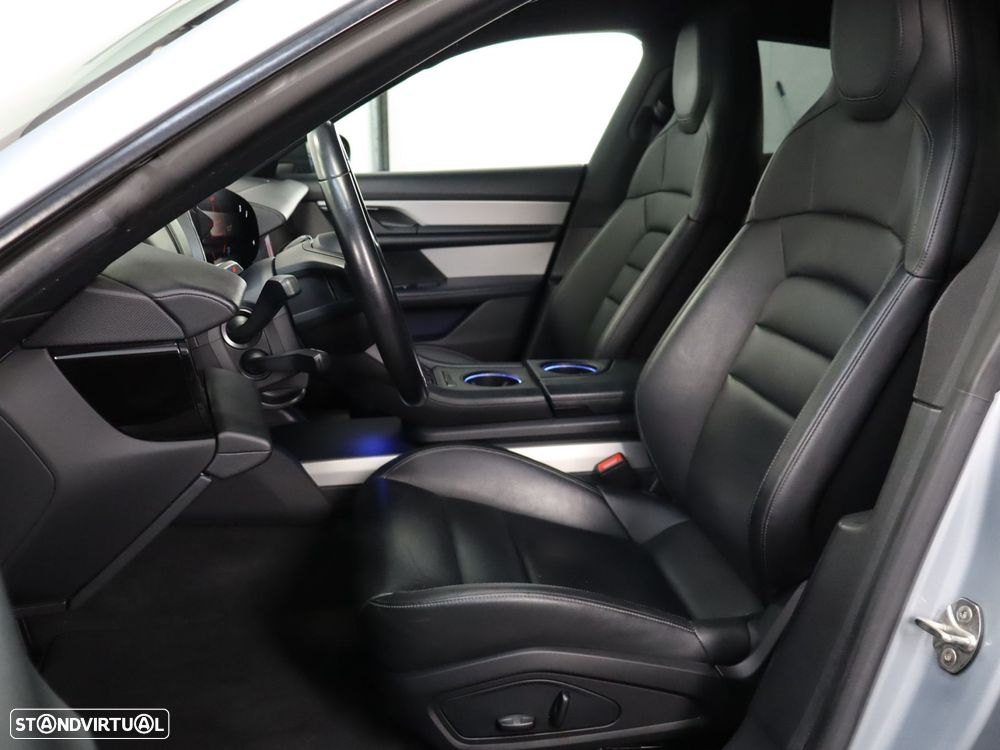 Porsche Taycan Standard - 10