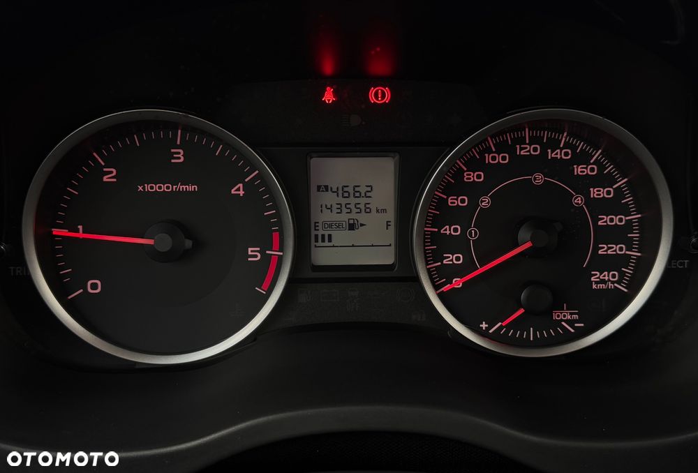 Subaru Forester 2.0 D Active - 12