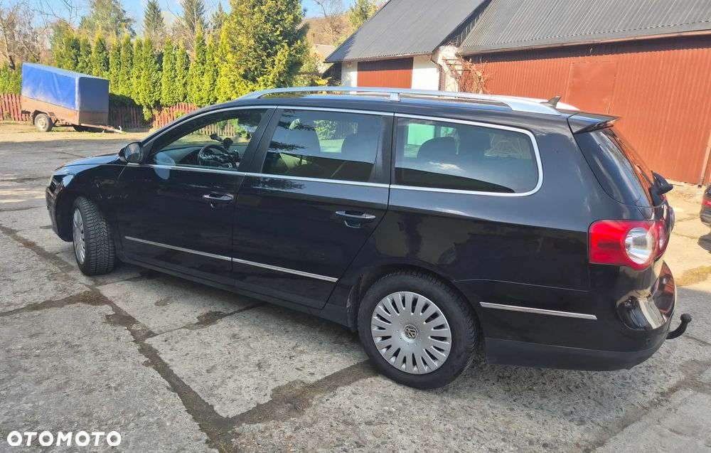 Volkswagen Passat 2.0 TDI DPF Comfortline - 4