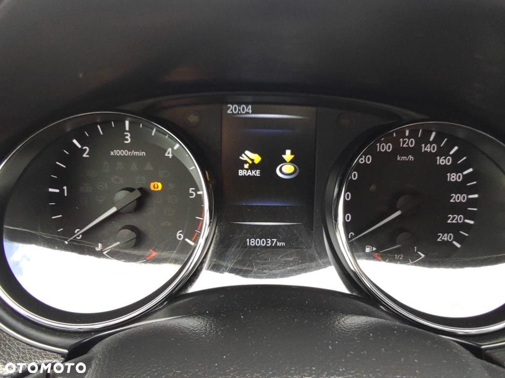 Nissan Qashqai 1.6 dCi Xtronic TEKNA - 27