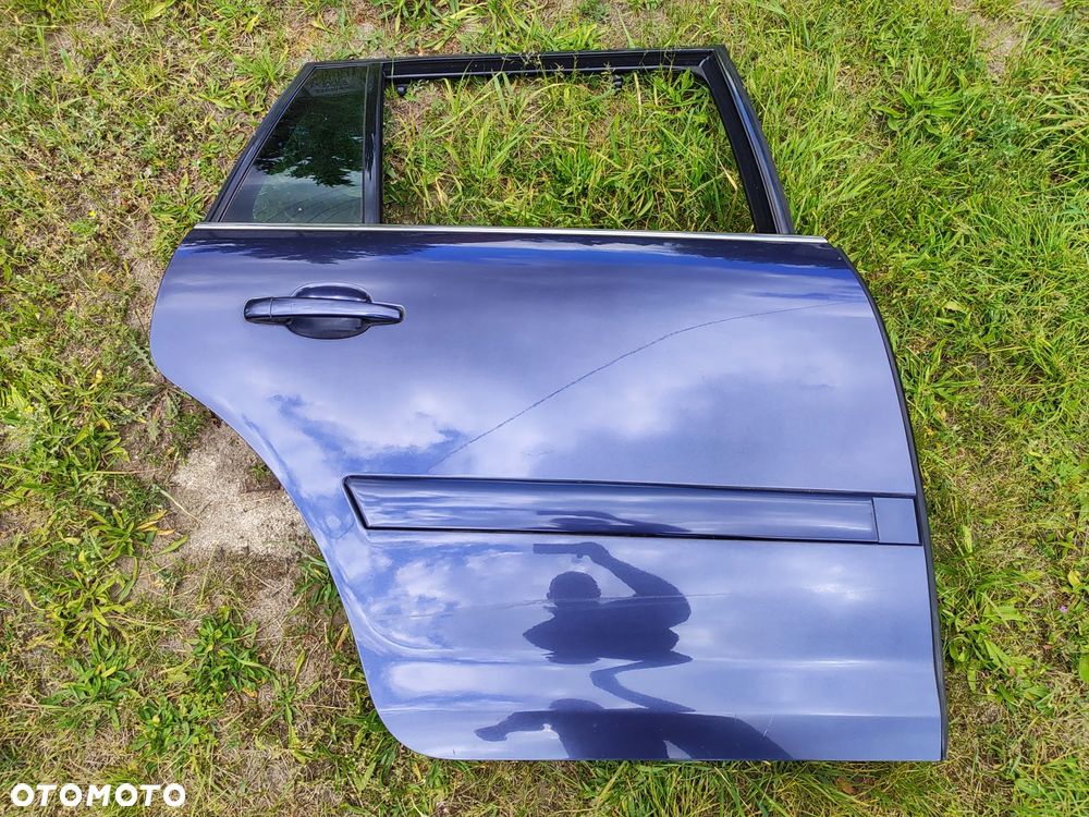 drzwi tył prawe kolor kod KENC do Citroen C4 grand picasso I 06-13, w komplecie zamki -klamki -szyby -tapicerka -podnośnik szyby w prądzie -listwy i inne z foto,