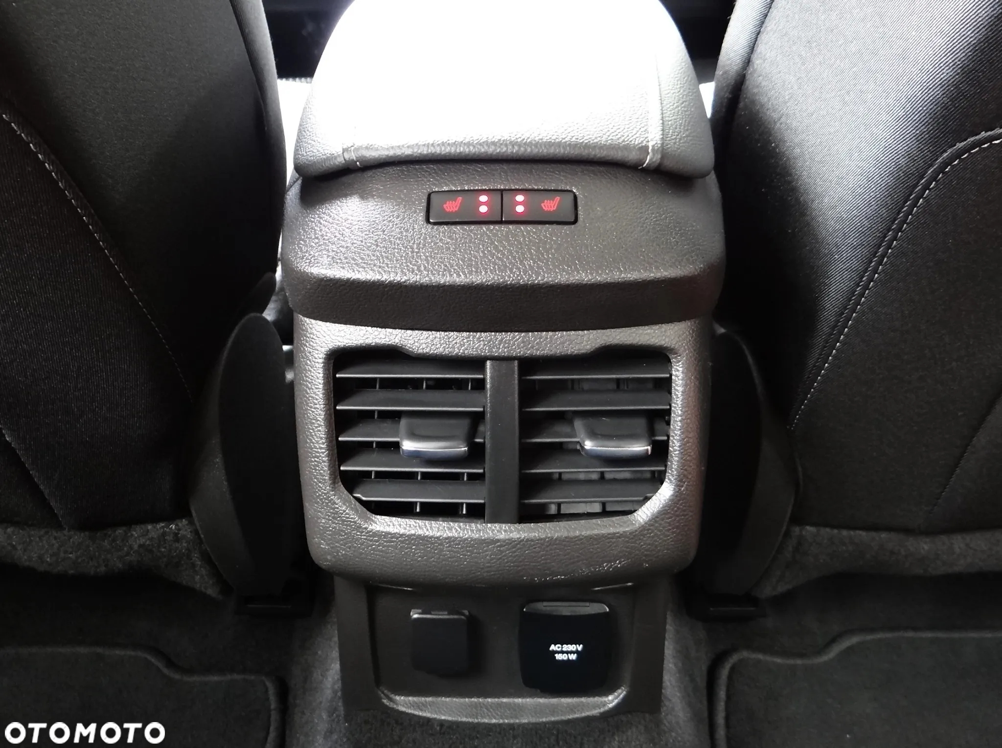 Ford Mondeo Turnier 2.0 EcoBlue Titanium - 23