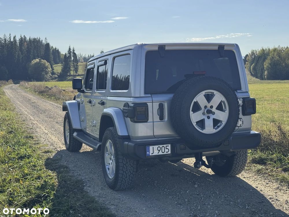 Jeep Wrangler Unlimited 3.6 Automatik Sahara - 6