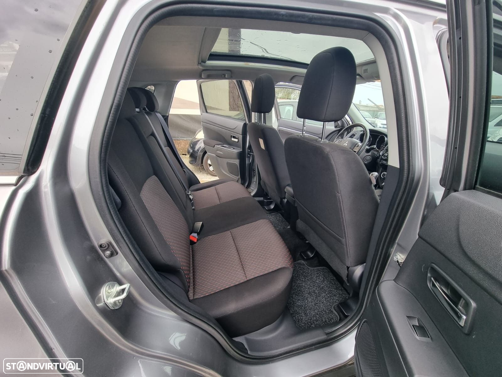 Mitsubishi ASX 1.6 MIVEC Intense Connect Edition - 23