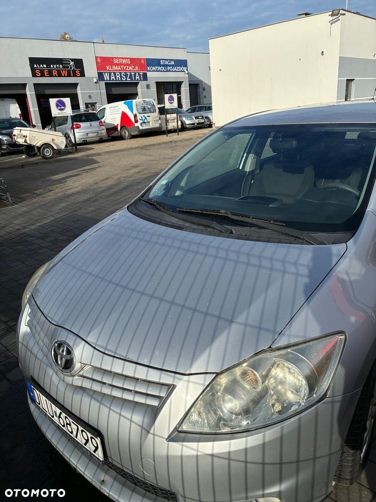 Toyota Auris - 23