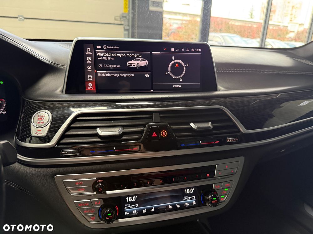 BMW Seria 7 750Li xDrive - 23