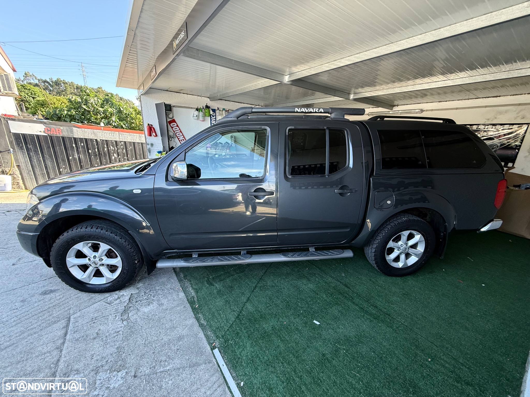 Nissan Navara 2.5 dCi CD LE Premium - 31