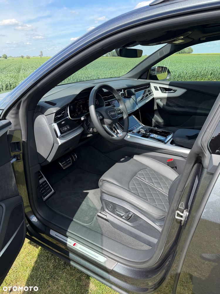 Audi SQ8 - 24