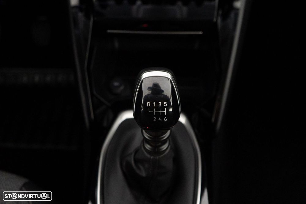 Peugeot 208 1.2 PureTech Allure - 24